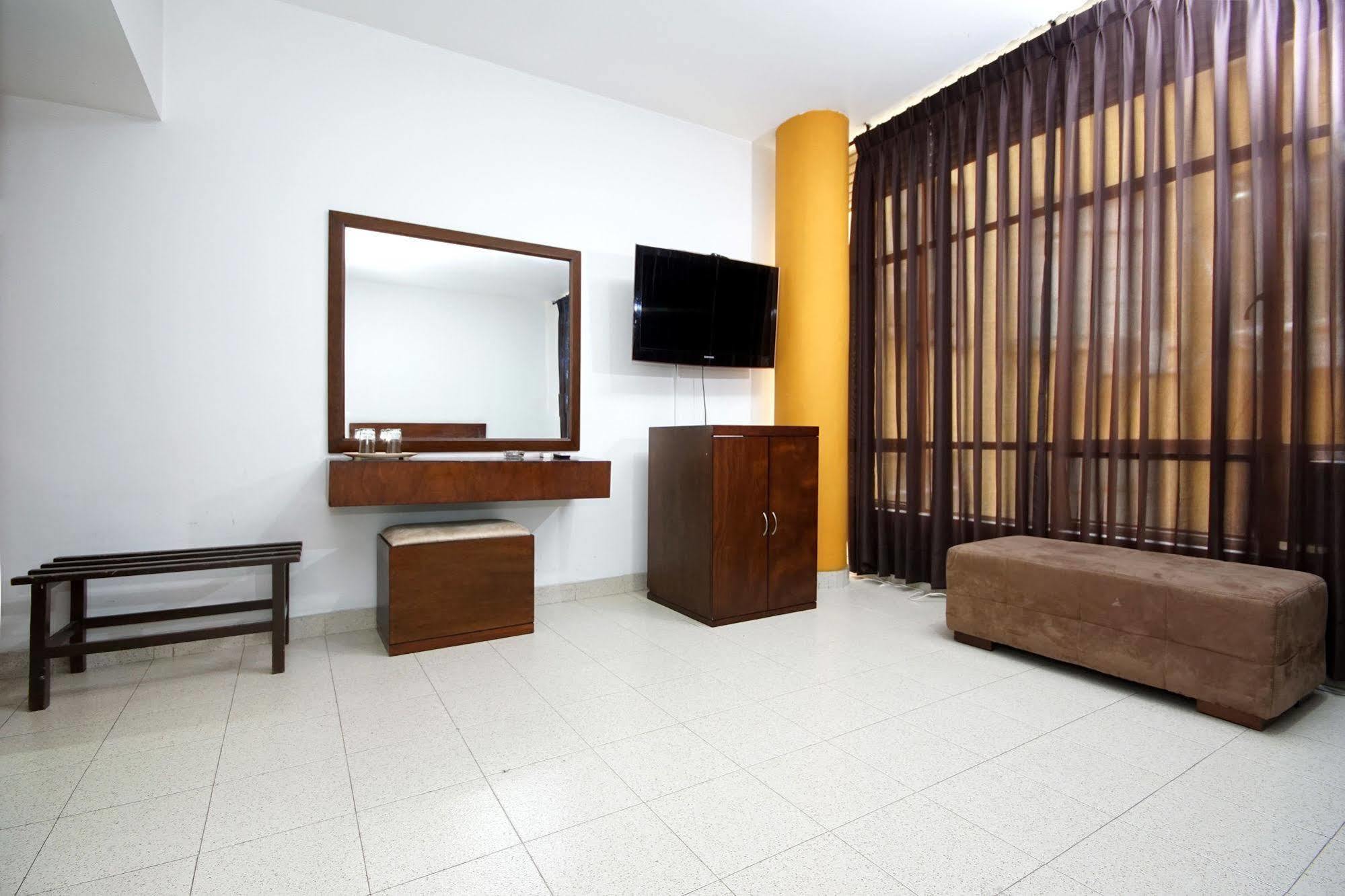 Hotel Royal Plaza Cali Dış mekan fotoğraf